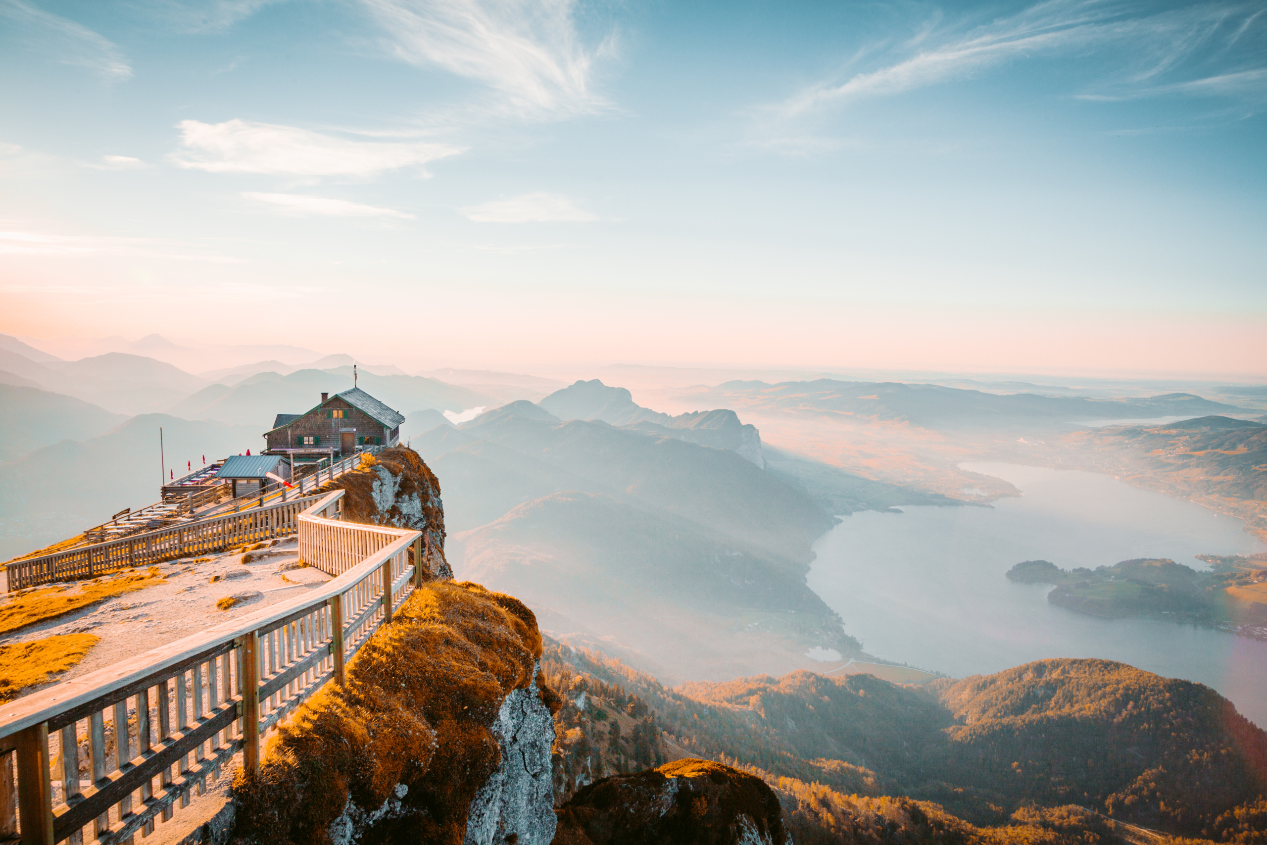 Blick vom Schafberg auf den Wolfgangsee im Salzburger Land